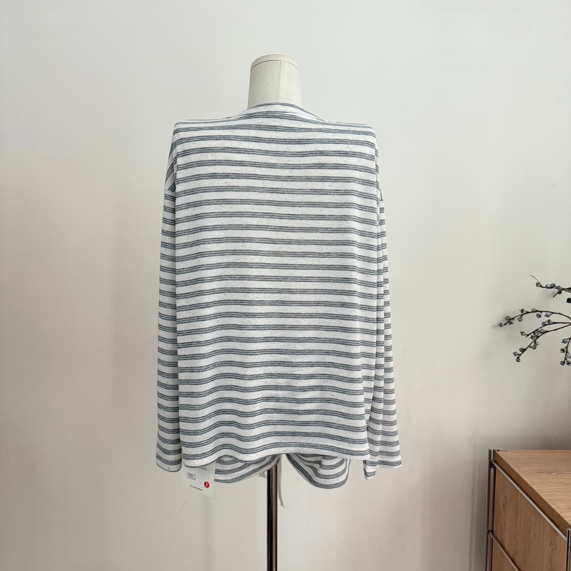 skk store 지식인 스트라이프 160g 상쾌 아마 라미 느슨함 스트라이프 루즈핏 티셔츠 세트 여성 상세 이미지 10