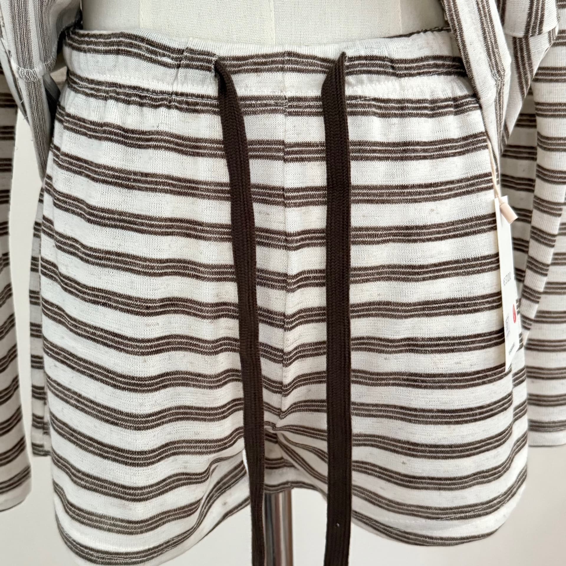 skk store 지식인 스트라이프 160g 상쾌 아마 라미 느슨함 스트라이프 루즈핏 티셔츠 세트 여성 상세 이미지 16