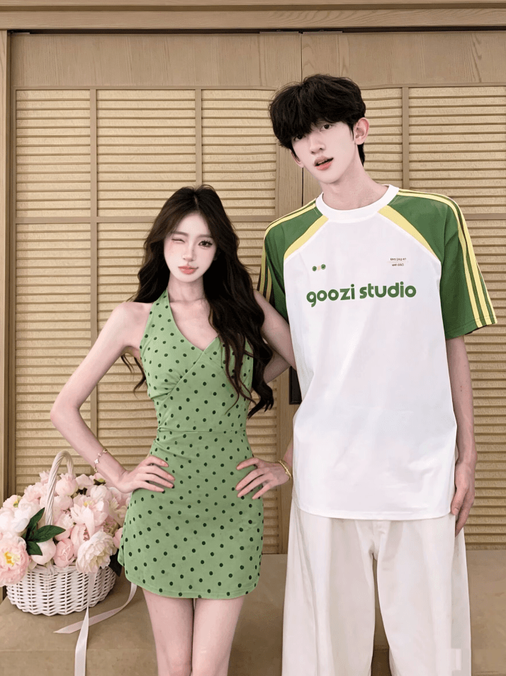7720# 실사 커플 여름 프랑스식 레트로 휴가 바람 도트 무늬 행침 목 V넥 꼬집기 허리 드레스 이미지 2