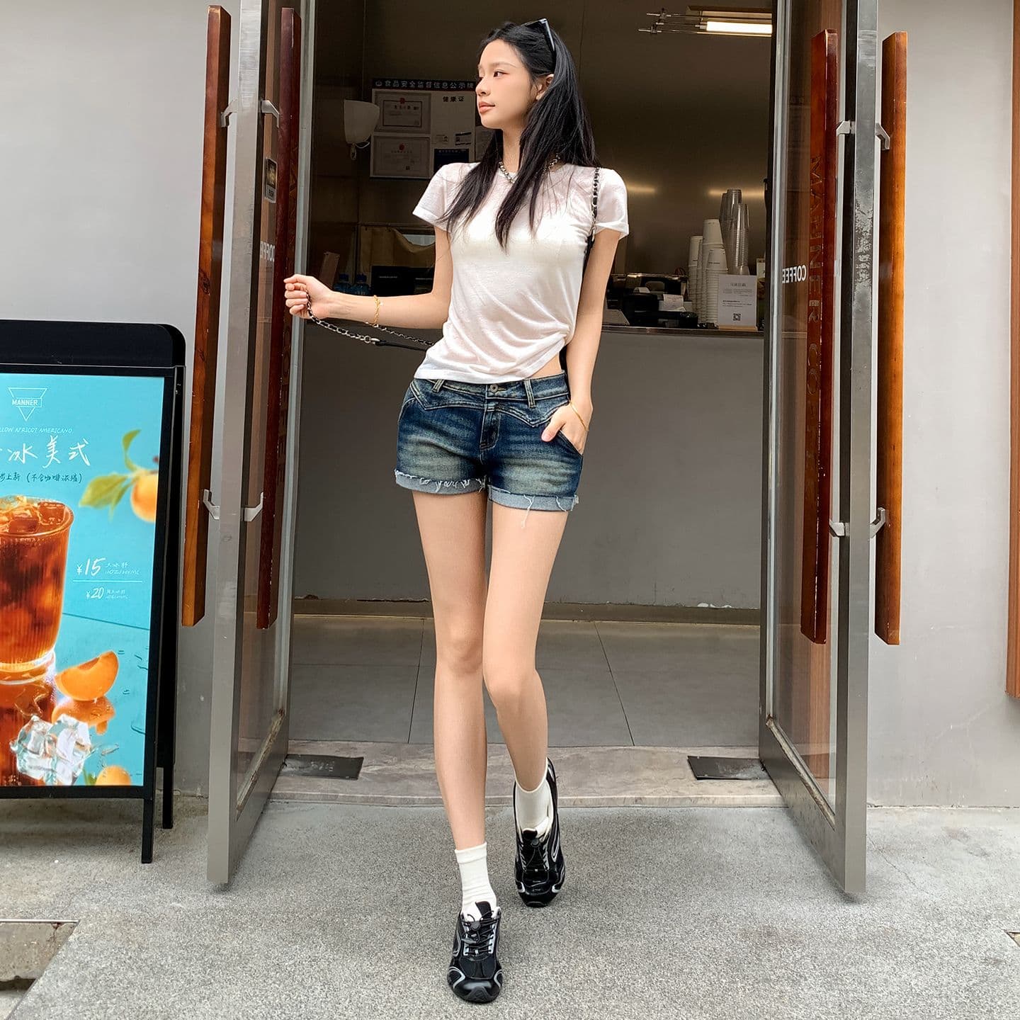 아메리칸 레트로 워시 물 마 오래된 뒤집다 측면 데님 반바지 여성 이미지 2