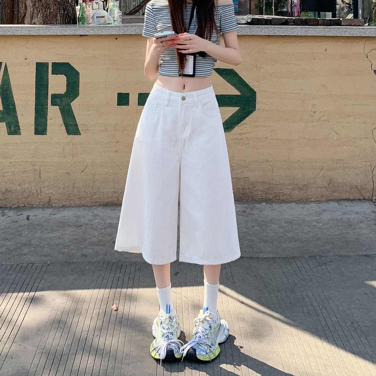 베이지 색 아메리칸 루즈핏 7 점 청바지 여성 여름 개성 디자인 루즈핏 넓은 다리 높음 거리 스트레이트 바지 여성 이미지 2