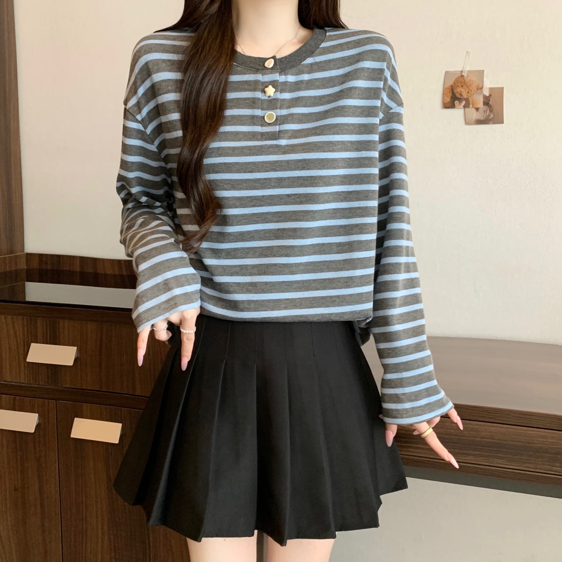 실사 가을 새로운 아메리칸 스트라이프 긴팔 티셔츠 여성 루즈핏 배색 인사이드 가져 가라. 만나는 티셔츠 외출용 맨위 상세 이미지 7