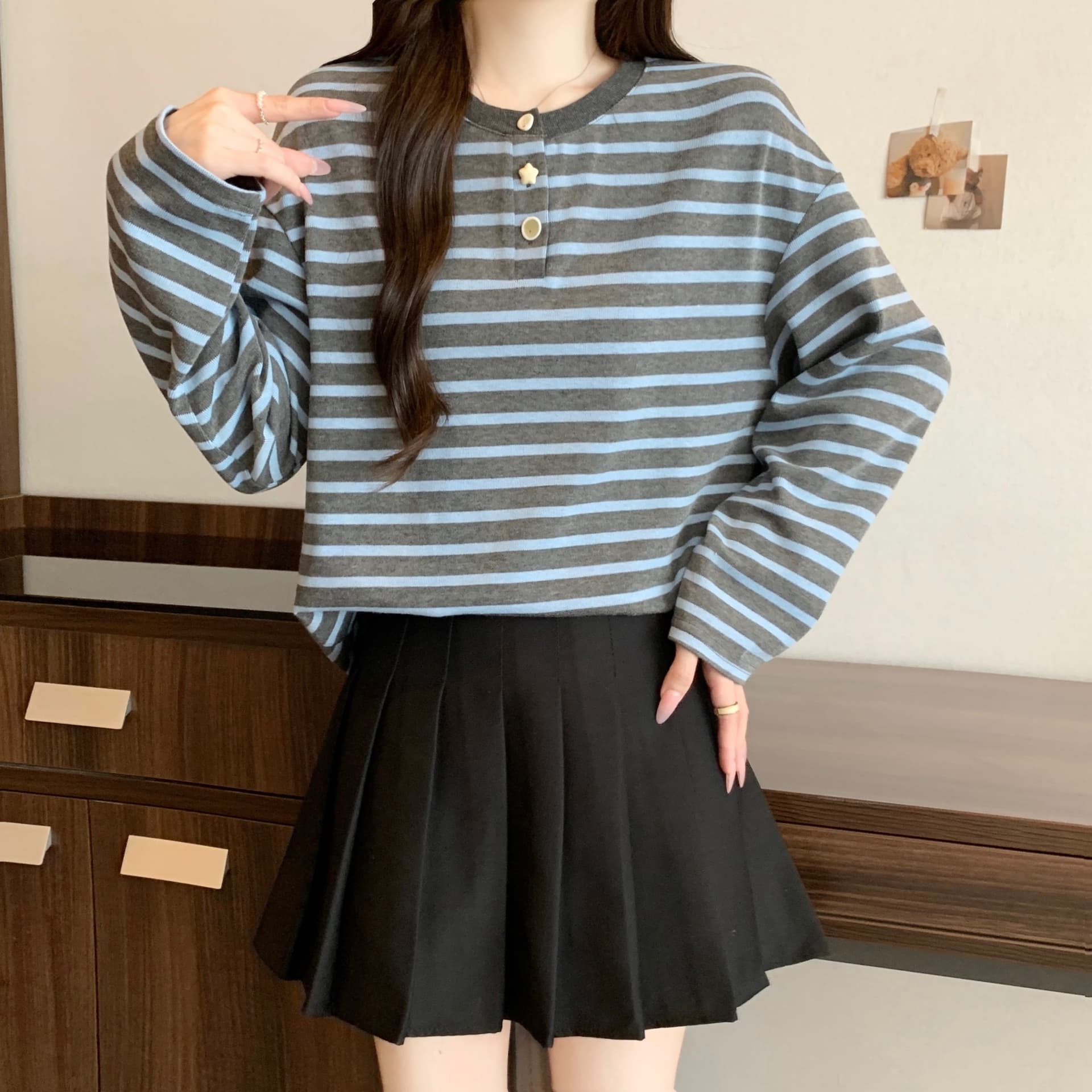 실사 가을 새로운 아메리칸 스트라이프 긴팔 티셔츠 여성 루즈핏 배색 인사이드 가져 가라. 만나는 티셔츠 외출용 맨위 상세 이미지 8