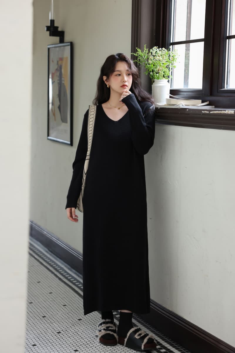 실사 2026 가을 겨울 켜기 새로운 브이넥 보온 무릎 아래 스웨터 드레스 루즈핏 빅 사이즈 치마 상세 이미지 4