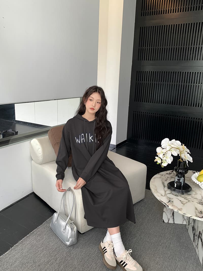 실사 2026 봄과 가을 알파벳 프린트 후드 후드티 드레스 루즈핏 슬림해 보이는 무릎 아래 롱 스커트 상세 이미지 16