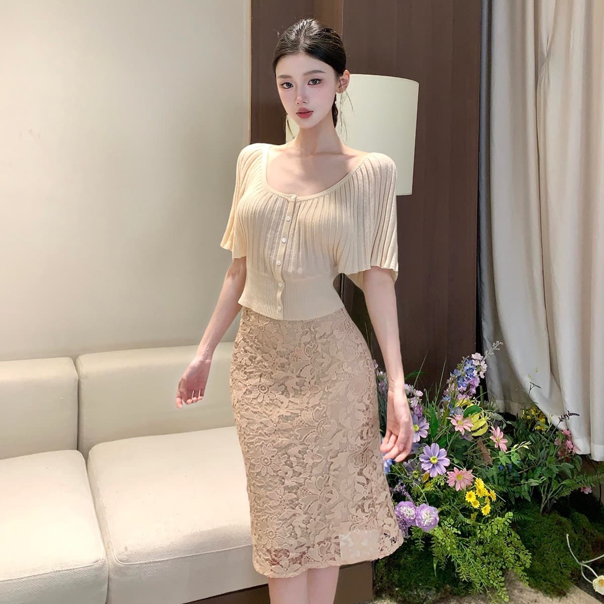 봄날 사역 살구 따뜻한 여가 시리아 장기 Pleat 반팔 맨위 레이스 반신 치마 세트 장기 Pleat 라운드 넥 니트 맨위 이미지 5