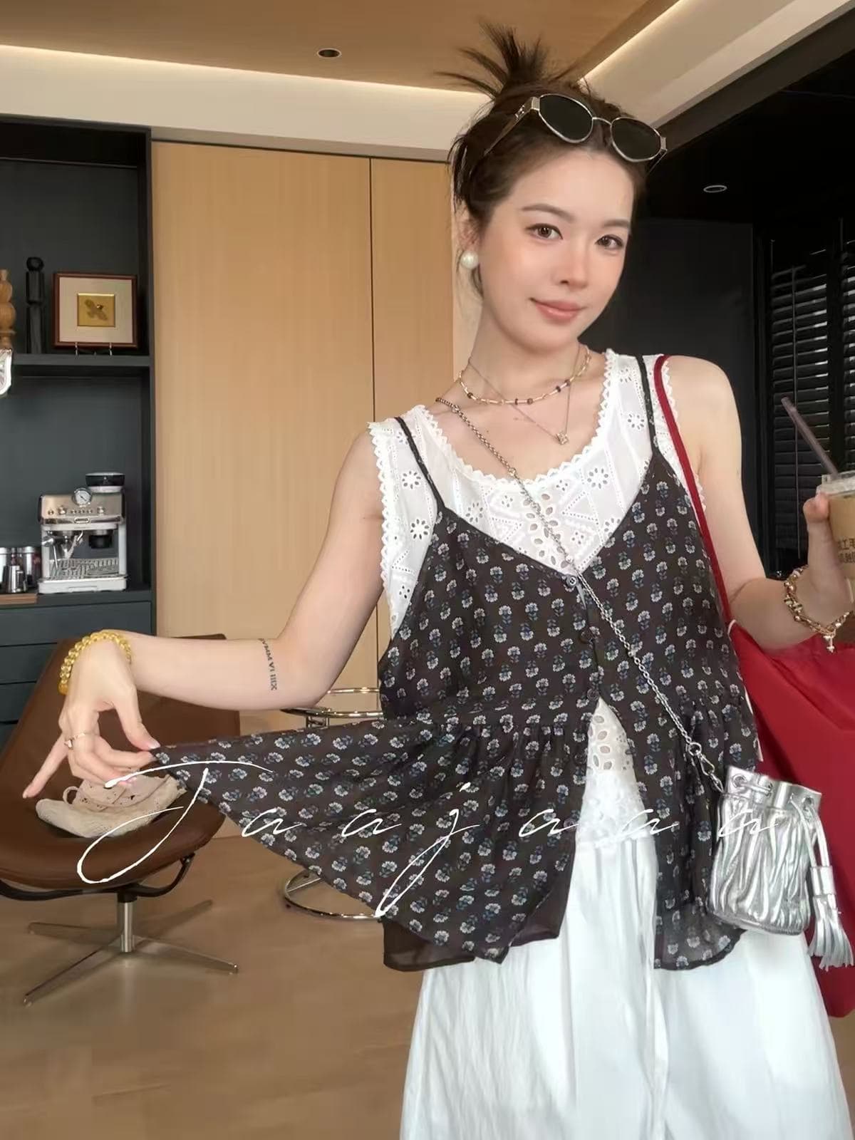 jaajaaa 구름 여름 빛 셔츠 하나 거리 트렌디 바람 부드럽다 스택 가져 가라. 레이스 홀로우 아웃 캐미솔 세트 fcgf 이미지 3