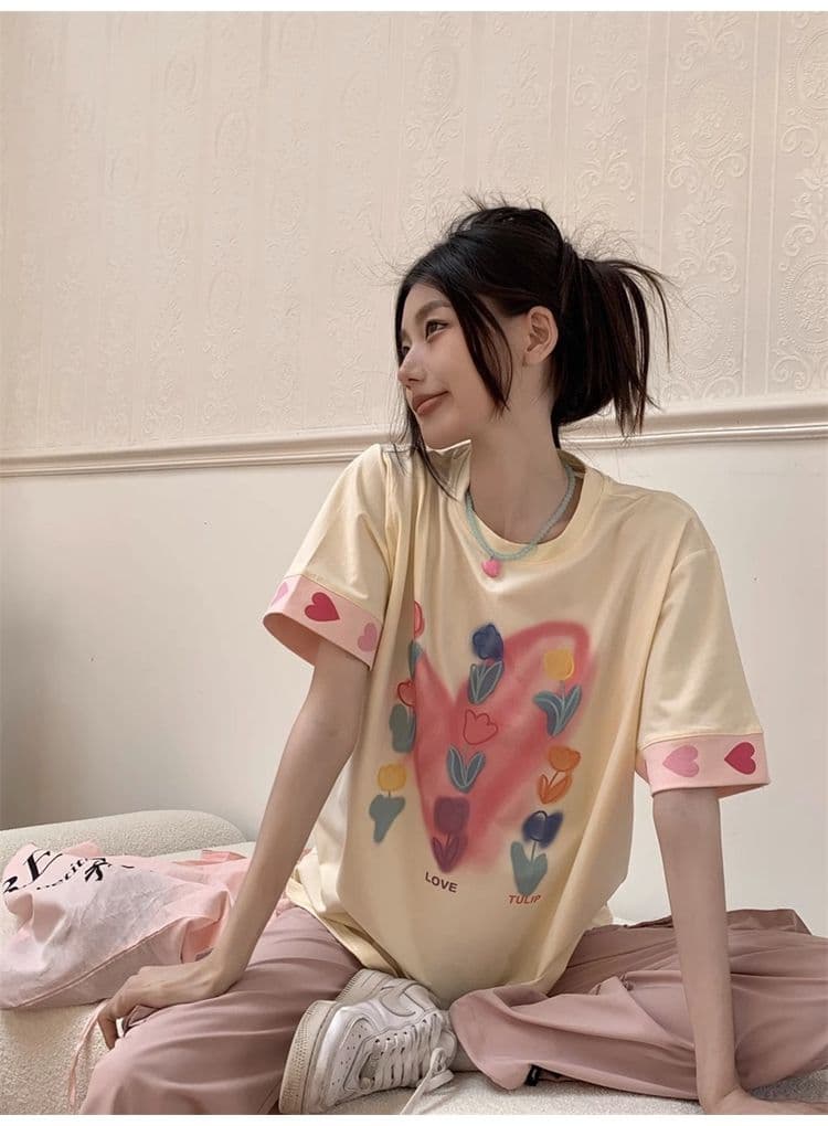 도파민 달콤한 스타일 착용 가져 가라. 루즈핏 맨위 여름 디자인 센스 헤일로 염색 꽃 하트 프린트 반팔 티셔츠 여성 상세 이미지 12