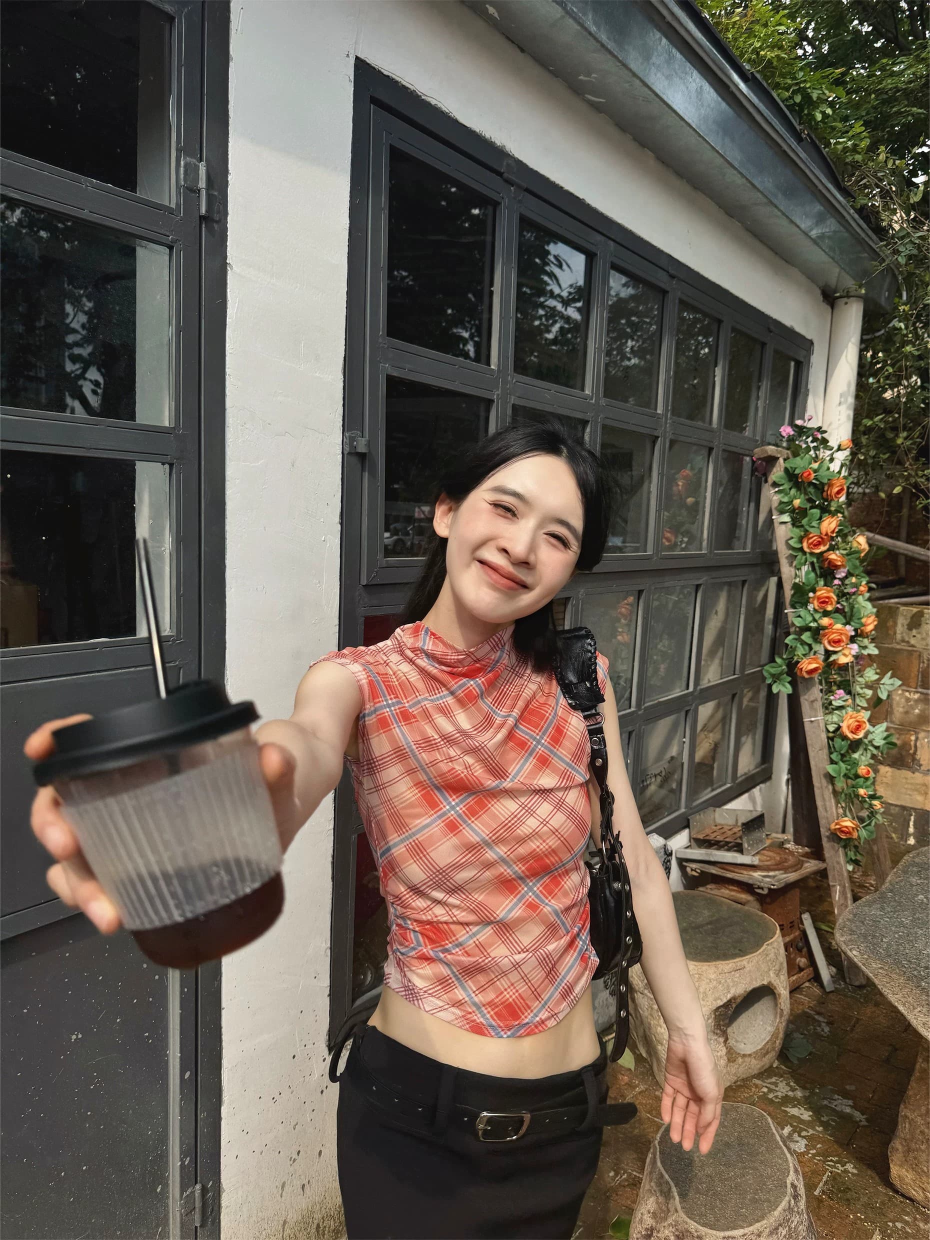 정가 경관 그림 원본 품질 체크무늬 민소매 맨위 반하이넥 쇼트 스타일 몸매 가꾸기 디스플레이 티셔츠 상세 이미지 29