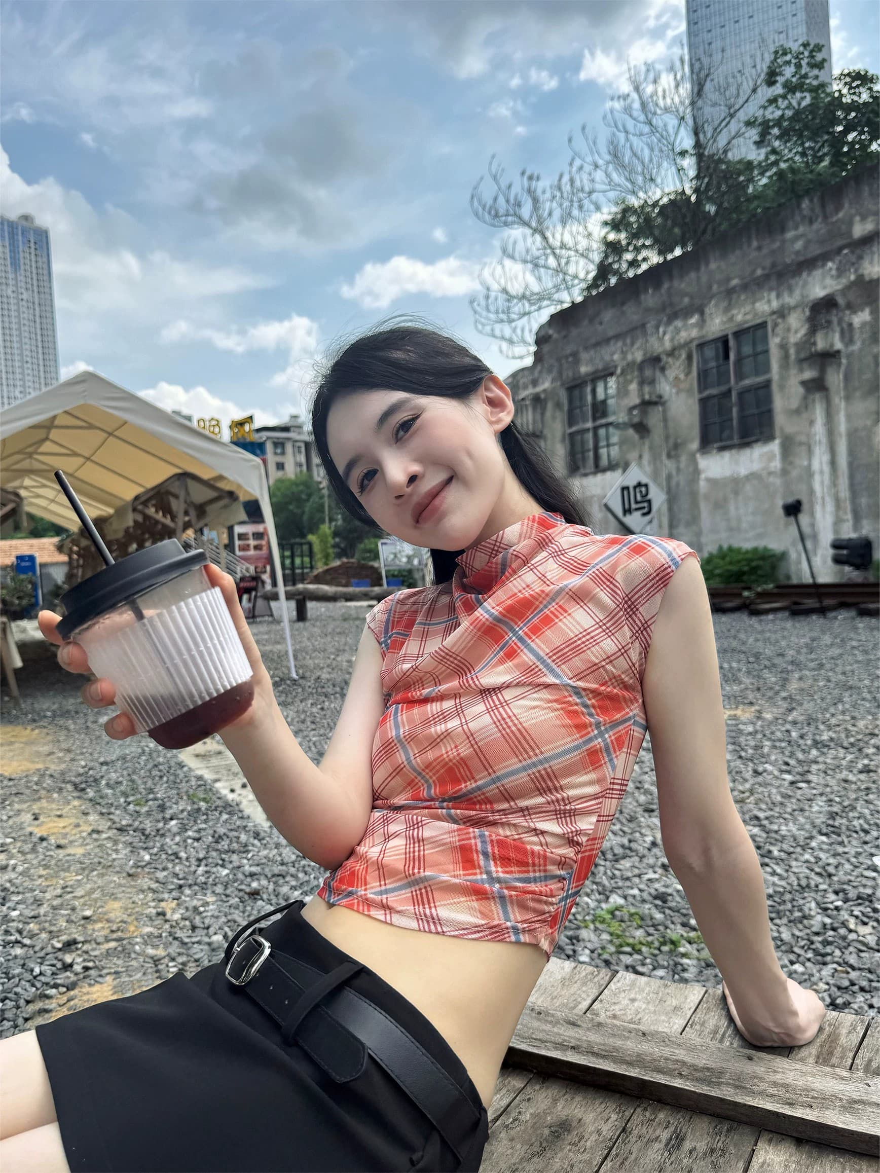 정가 경관 그림 원본 품질 체크무늬 민소매 맨위 반하이넥 쇼트 스타일 몸매 가꾸기 디스플레이 티셔츠 상세 이미지 36