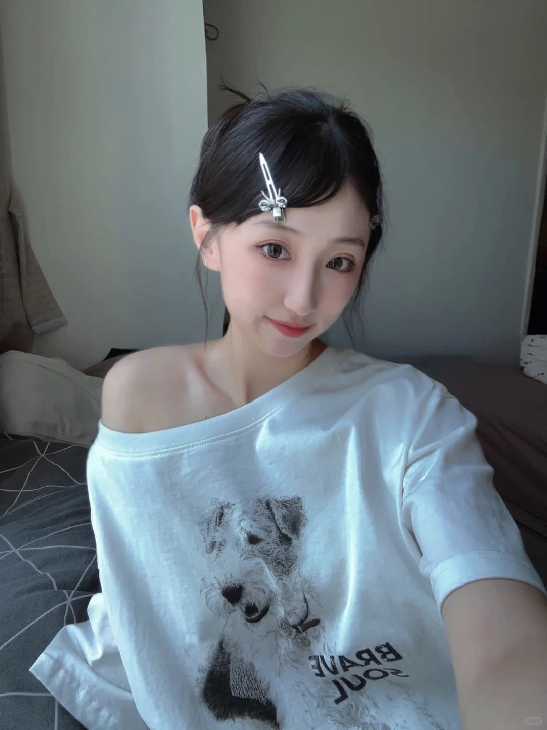 정가 경관 그림 원본 품질 캐주얼 비스듬한 어깨 반팔 강아지 프린트 티셔츠 여성 슬림해 보이는 맨위 상세 이미지 4