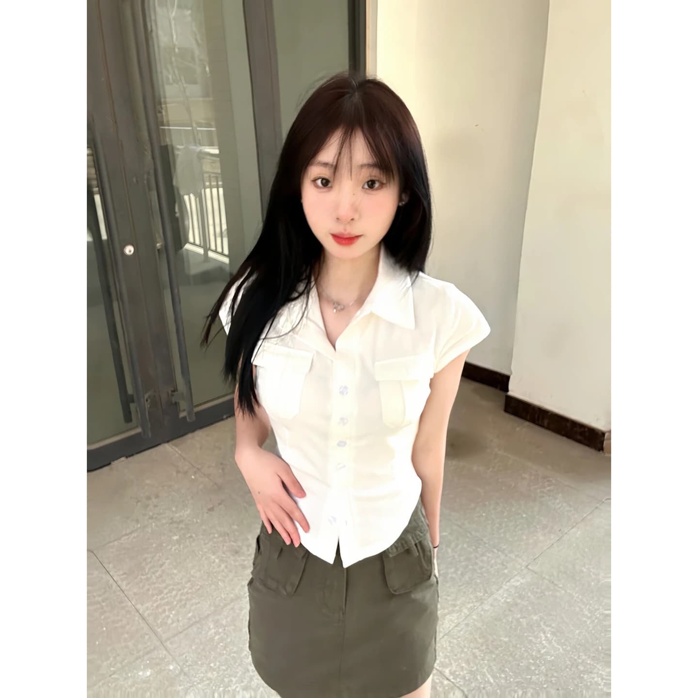 순수한 욕망 핫걸 화이트 긍정적 인 어깨 반팔 여성 셔츠 여름 POLO 칼라 몸매 가꾸기 타이트 쇼트 스타일 셔츠 프랑스식 맨위 이미지 2