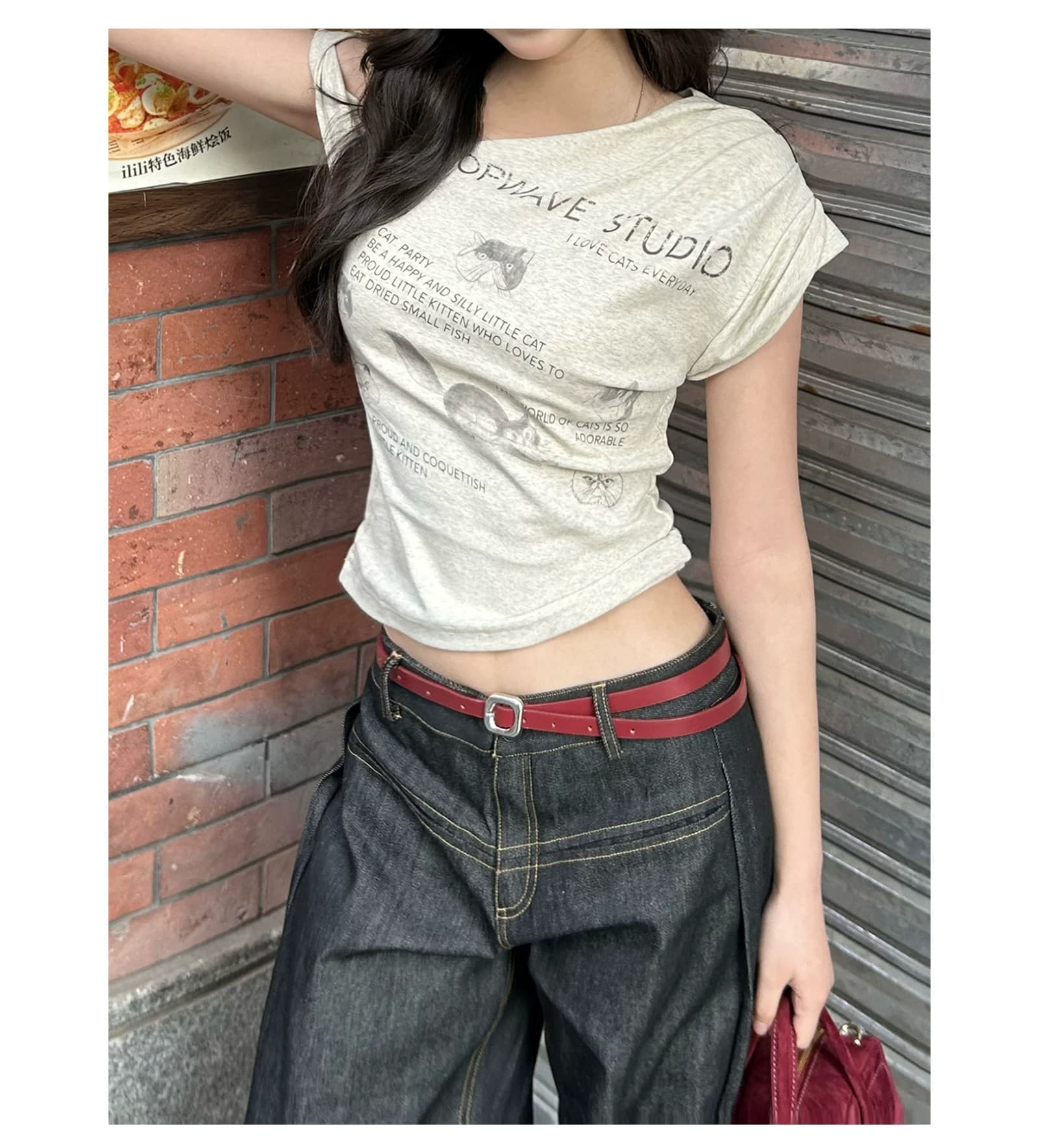 원본 품질 핫걸 비스듬한 어깨 프린트 티셔츠 여성 디자인 센스 불규칙 몸매 가꾸기 상세 이미지 9