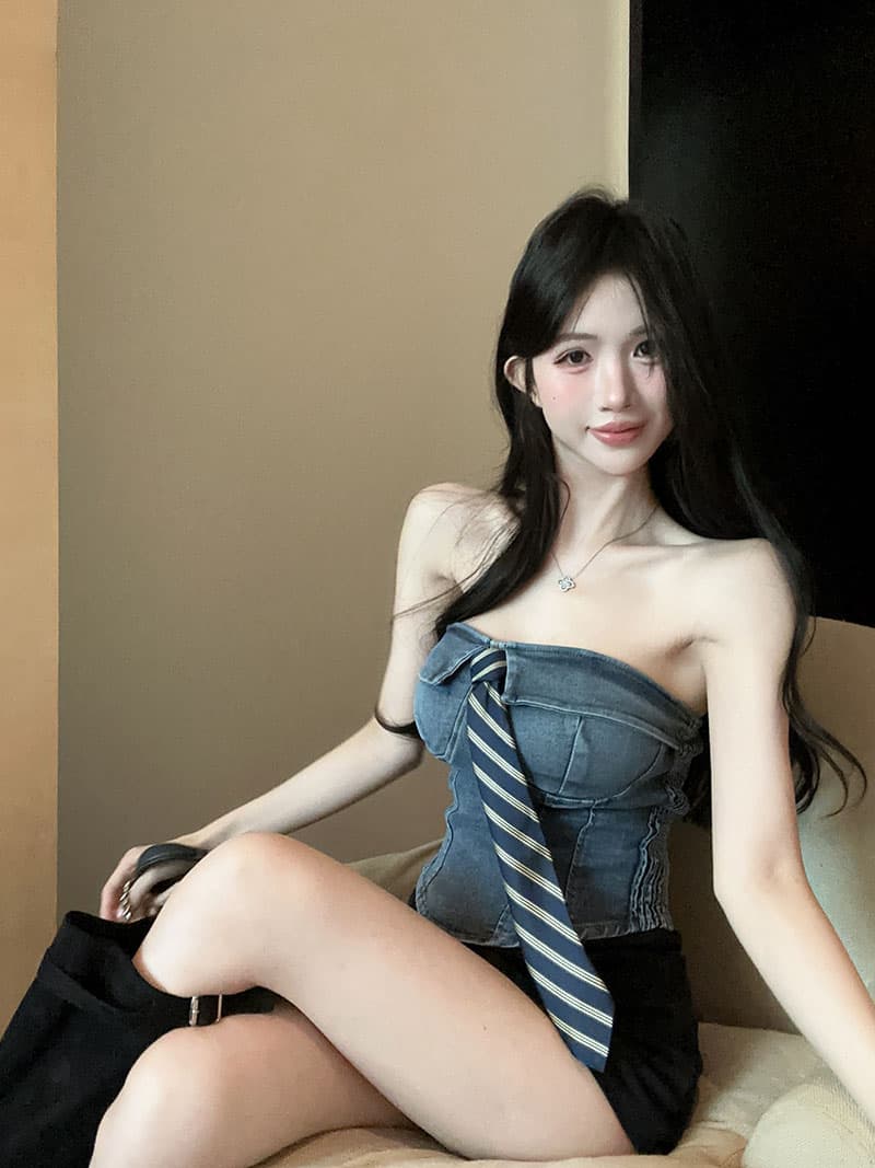 실사 정가 핫걸 폴로 칼라 스트라이프 넥타이 데님 튜브탑 여성 몸매 가꾸기 슬림해 보이는 맨위 상세 이미지 10