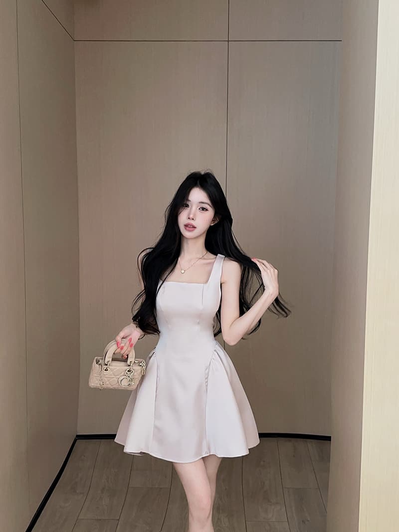 실사 정가 광장 칼라 슬립 새틴 여성 드레스 디자인 센스 허리 수축 슬림해 보이는 한 마디 미니 스커트 상세 이미지 3