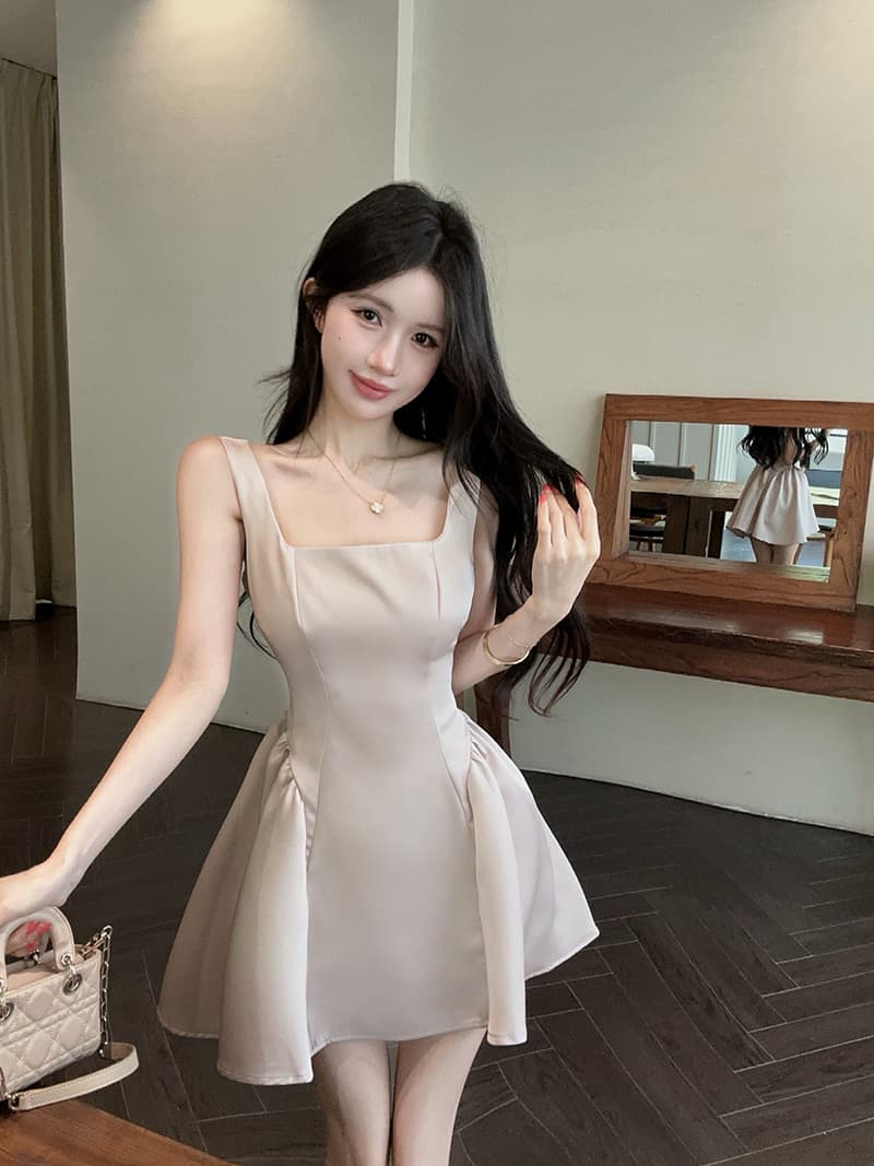 실사 정가 광장 칼라 슬립 새틴 여성 드레스 디자인 센스 허리 수축 슬림해 보이는 한 마디 미니 스커트 상세 이미지 12