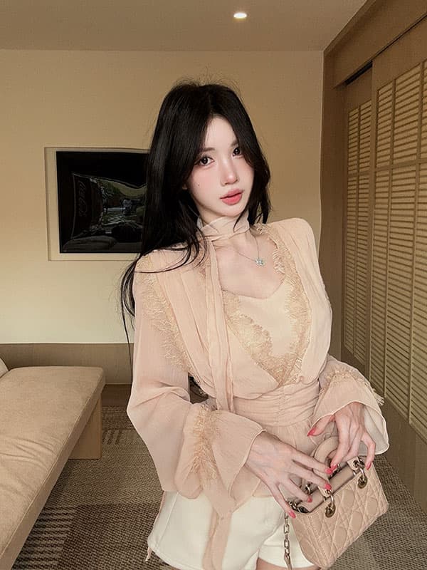 정가 정가 분위기 센스 V넥 레이스 연꽃 잎 밑단 쉬폰 여성 셔츠 거품 소매 허리 수축 맨위 리본