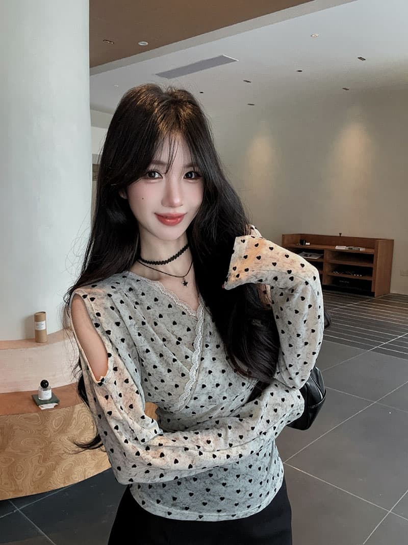 실사 정가 순수한 욕망 바람 V넥 레이스 레이스 패치워크 하트 식물 플러시 긴팔 티셔츠 여성 기본 셔츠 상세 이미지 7
