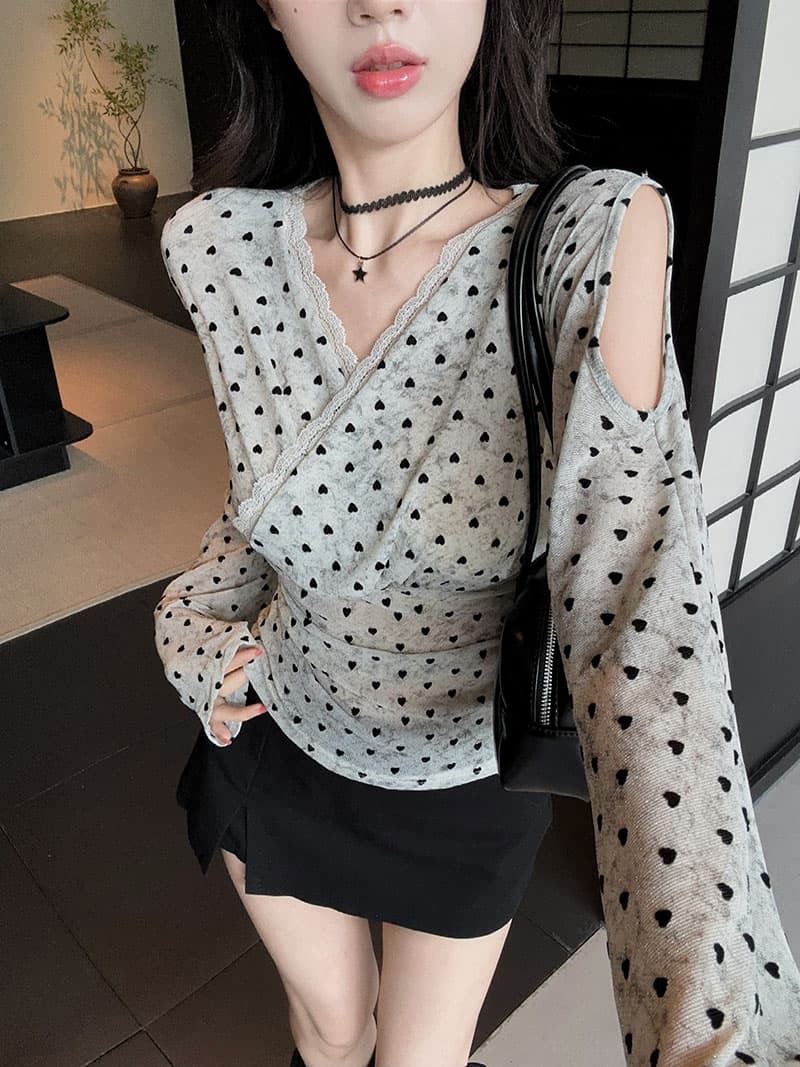 실사 정가 순수한 욕망 바람 V넥 레이스 레이스 패치워크 하트 식물 플러시 긴팔 티셔츠 여성 기본 셔츠 상세 이미지 9