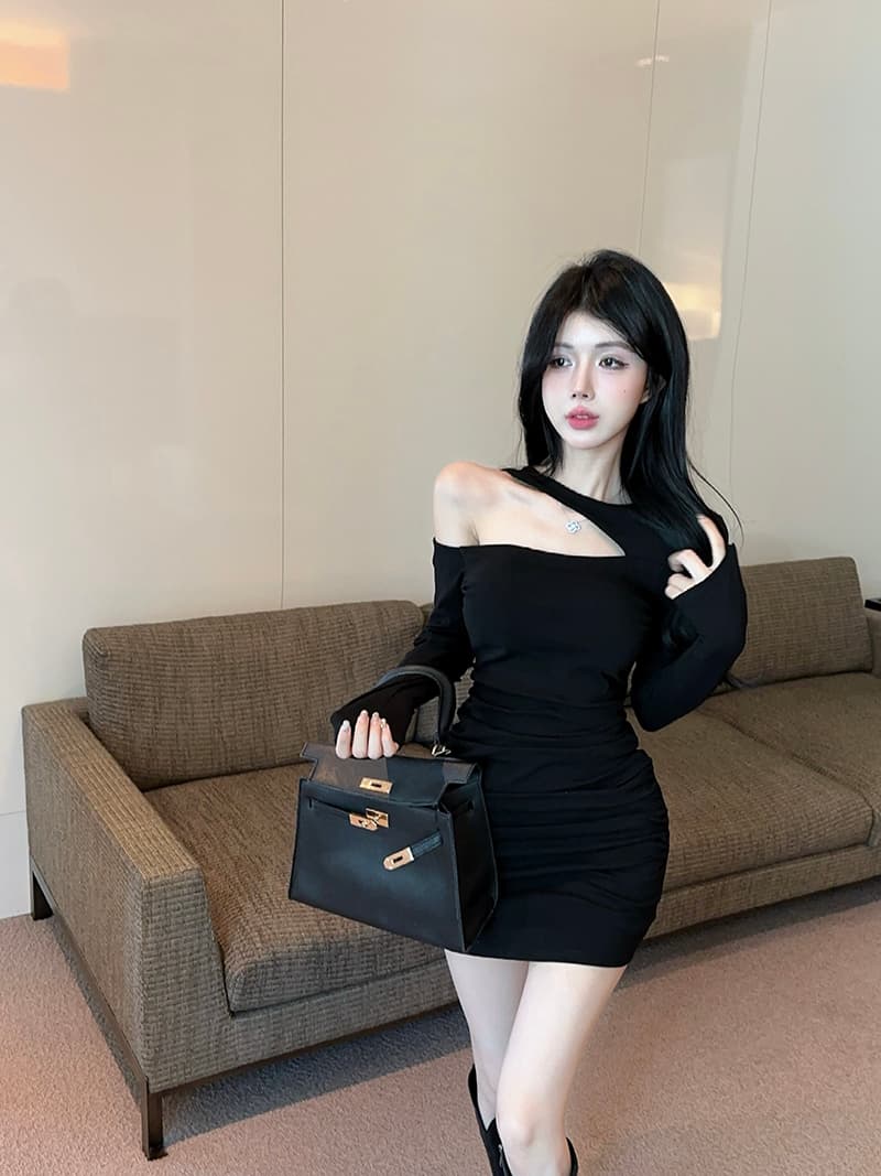 실사 정가 품격 섹시함 숄더백 오프숄더 타이트 타이트 스커트 인사이드 가져 가라. 긴팔 행침 목 드레스 복장 상세 이미지 5