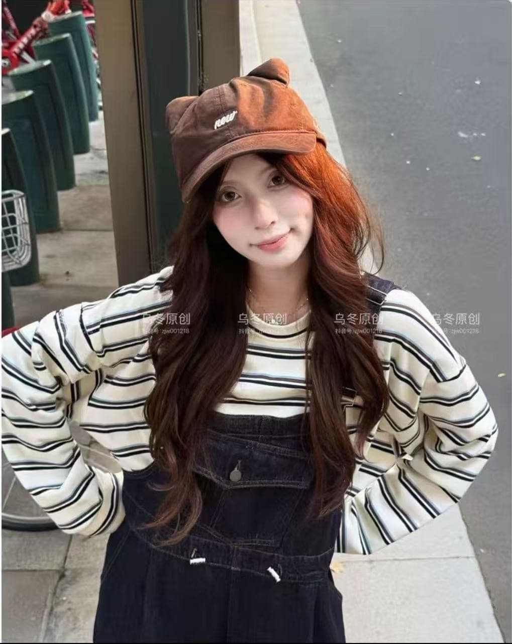 새로운 질량 지금 2026 가을 임산부 루즈핏 한국 스타일 데님 워크웨어 멜빵 바지 스트라이프 면 t 세트 상세 이미지 5