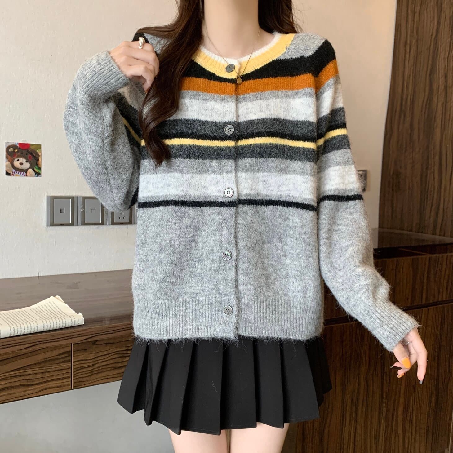 실사 빅 사이즈 여성 의류 레트로 배색 스트라이프 라운드 넥 오픈 가디건 스웨터 지방 mm 루즈핏 다용도 부드러운 찹쌀 맨위 상세 이미지 9