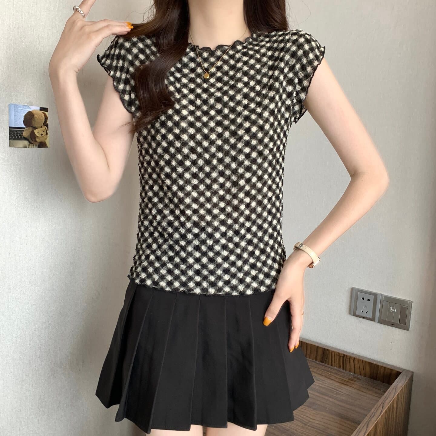 실사 빅 사이즈 여성 의류 볼륨 측면 질감 센스 주름 체크무늬 반팔 티셔츠 지방 mm 몸매 가꾸기 슬림해 보이는 다용도 맨위 상세 이미지 6