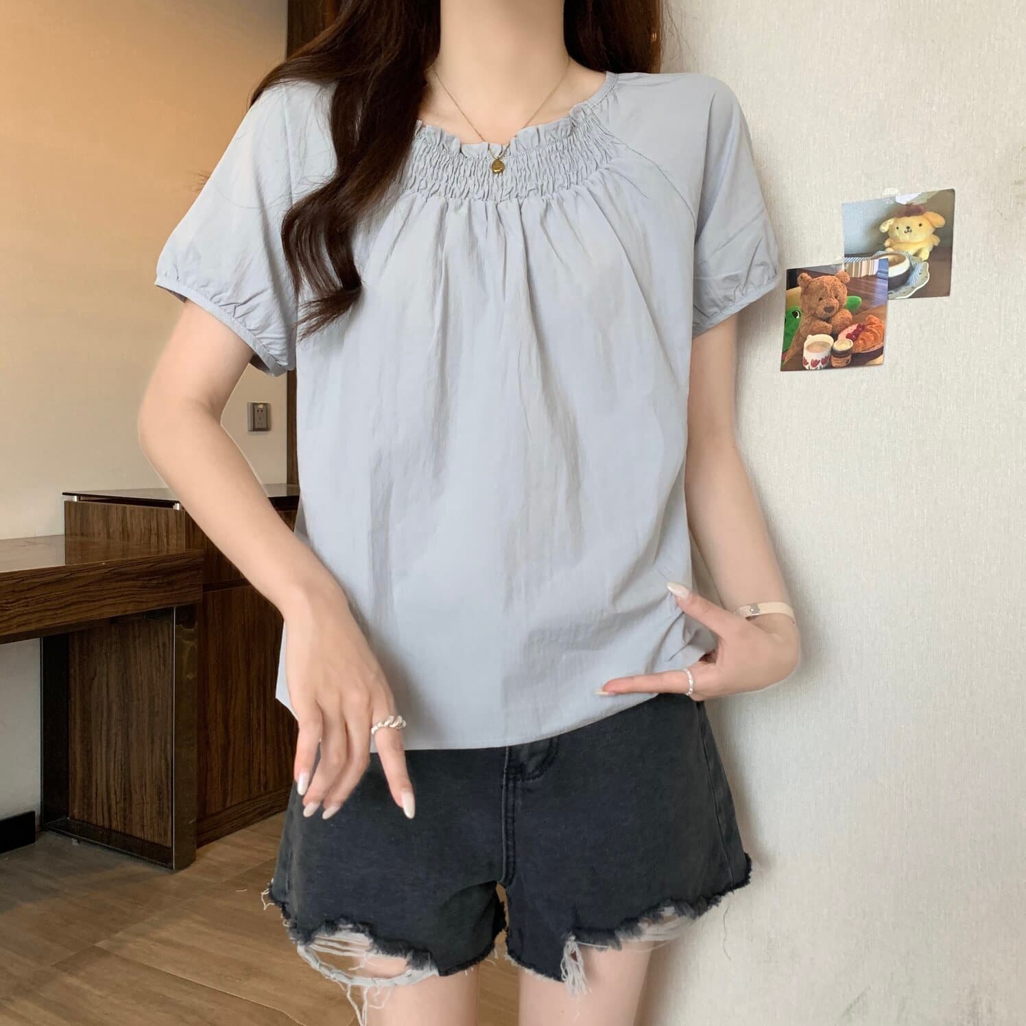 실사 빅 사이즈 여성 의류 회색 프릴 라운드 넥 반팔 셔츠 지방 mm 루즈핏 슬림해 보이는 다용도 맨위 상세 이미지 3