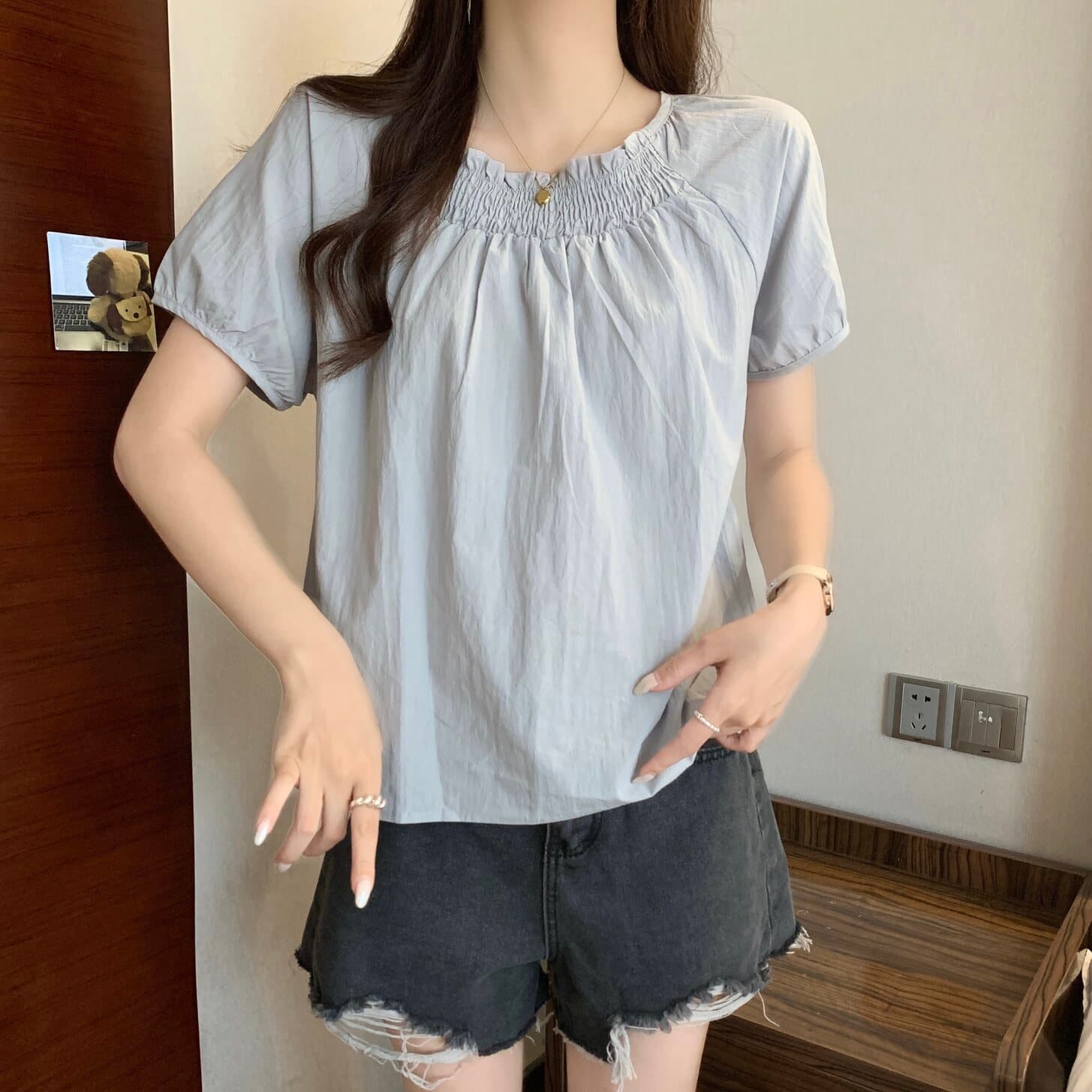 실사 빅 사이즈 여성 의류 회색 프릴 라운드 넥 반팔 셔츠 지방 mm 루즈핏 슬림해 보이는 다용도 맨위 상세 이미지 6
