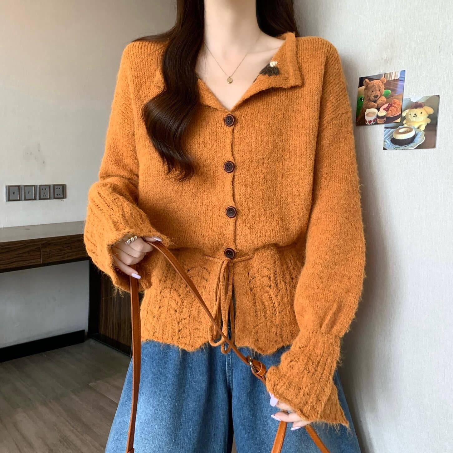 실사 빅 사이즈 여성 디자인 센스 홀로우 아웃 자카드 허리 수축 레이스업 나팔 소매 니트 스웨터 지방 mm 부드러운 찹쌀 다용도 맨위 이미지 3