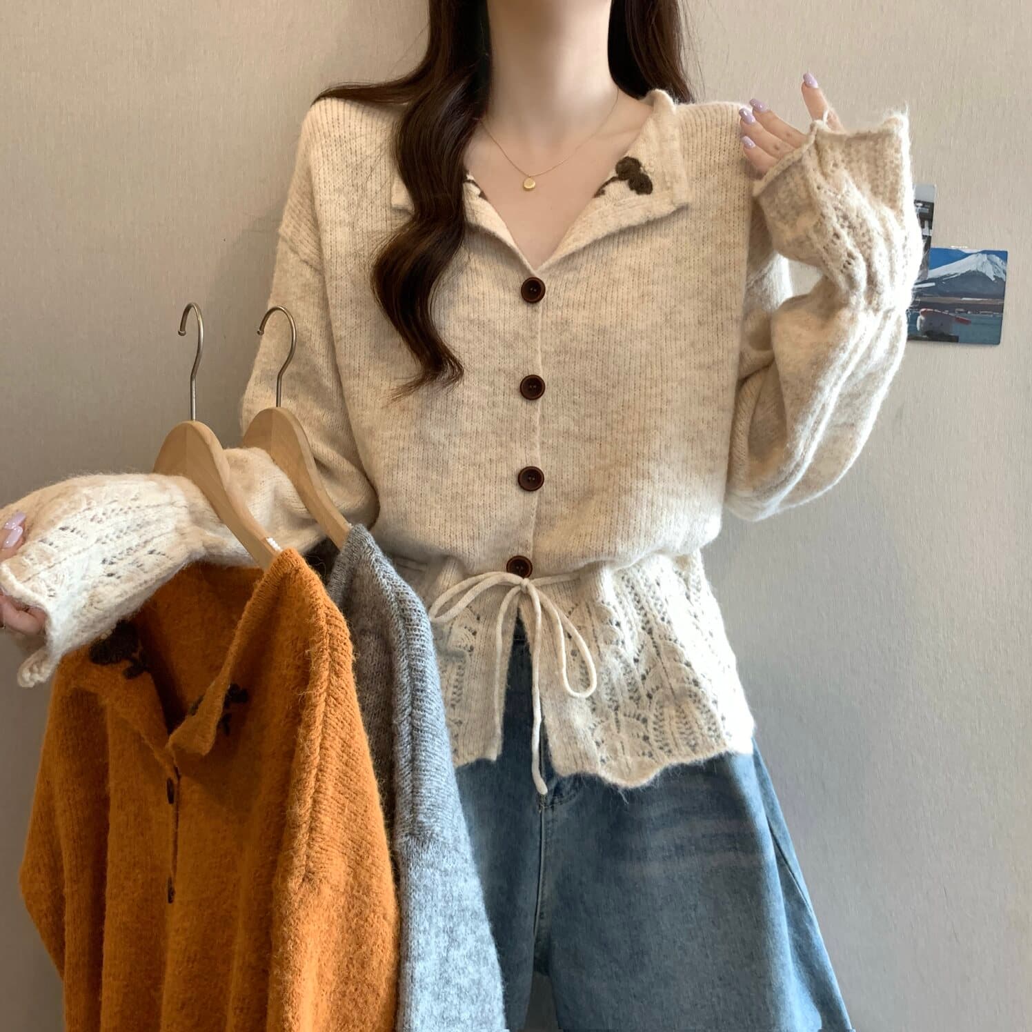 실사 빅 사이즈 여성 디자인 센스 홀로우 아웃 자카드 허리 수축 레이스업 나팔 소매 니트 스웨터 지방 mm 부드러운 찹쌀 다용도 맨위 상세 이미지 2