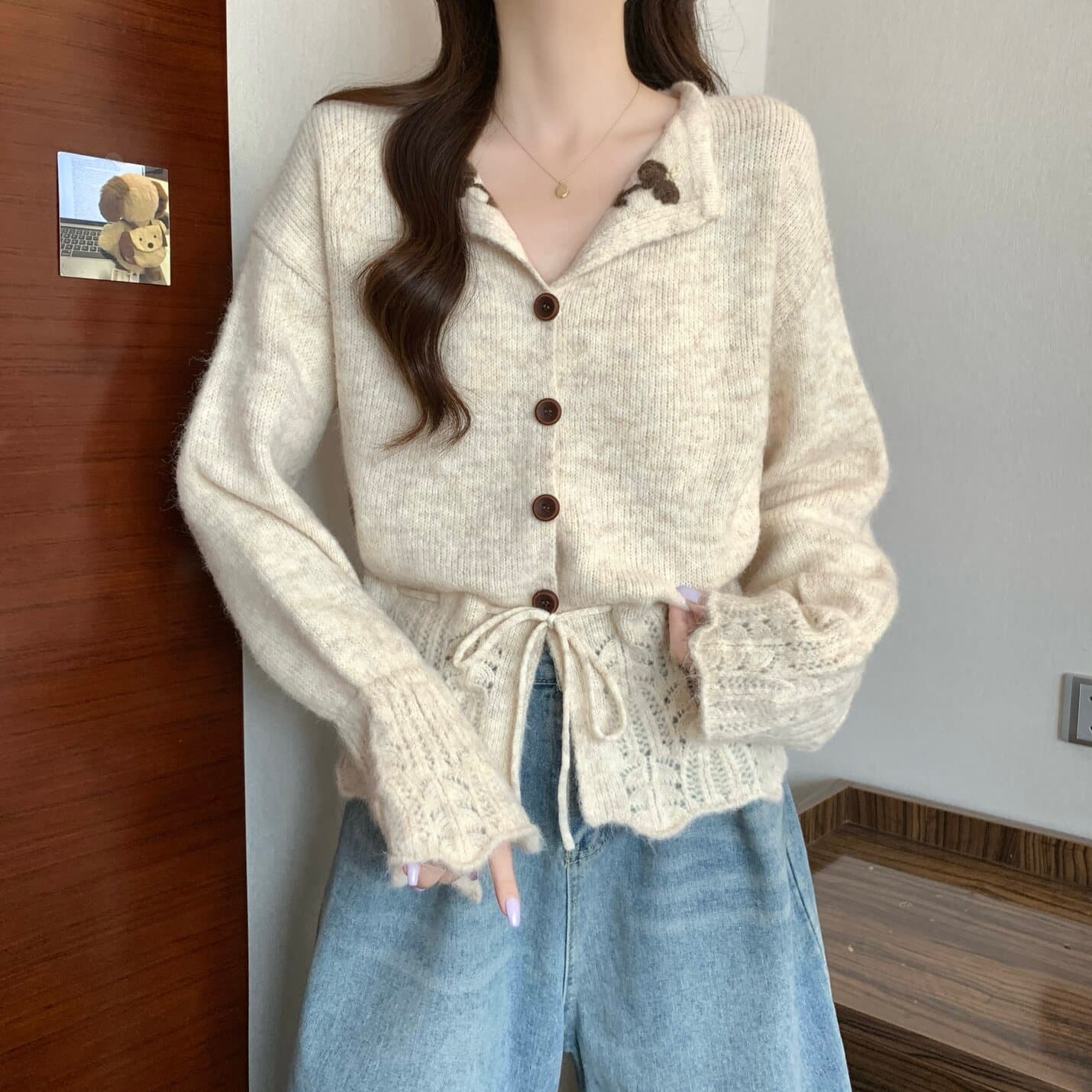 실사 빅 사이즈 여성 디자인 센스 홀로우 아웃 자카드 허리 수축 레이스업 나팔 소매 니트 스웨터 지방 mm 부드러운 찹쌀 다용도 맨위 상세 이미지 7