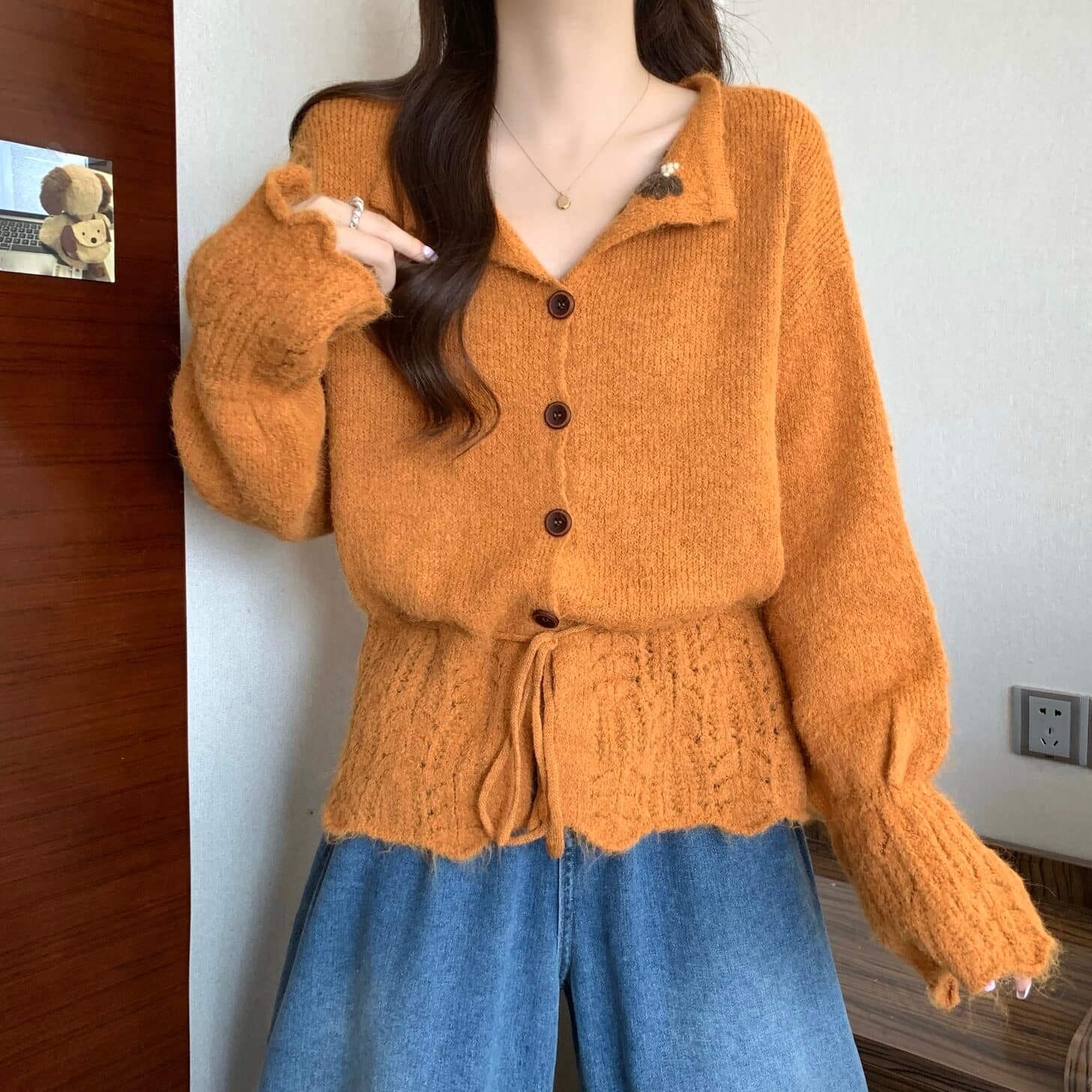 실사 빅 사이즈 여성 디자인 센스 홀로우 아웃 자카드 허리 수축 레이스업 나팔 소매 니트 스웨터 지방 mm 부드러운 찹쌀 다용도 맨위 상세 이미지 14