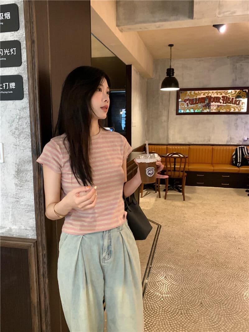 스트라이프 배색 디자인 긍정적 인 어깨 반팔 티셔츠 여성 여름 상세 이미지 5