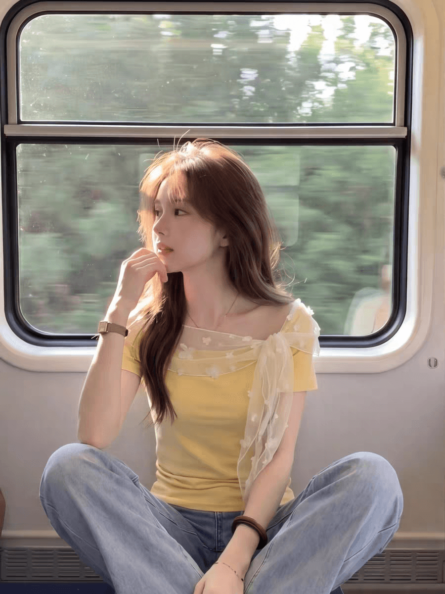 디자인 센스 오프숄더 레이스 자수 반팔 티셔츠 여성 여름 품격 다용도 작은 셔츠 몸매 가꾸기 슬림해 보이는 허리 수축 맨위 상세 이미지 5