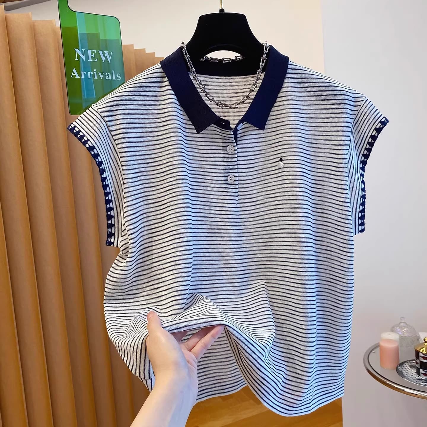 한국 고급 센스 스트라이프 니트 티셔츠 여성용 짧은 소매 새로운 루즈핏 Chic 작은 날다 소매 POLO 칼라 맨위