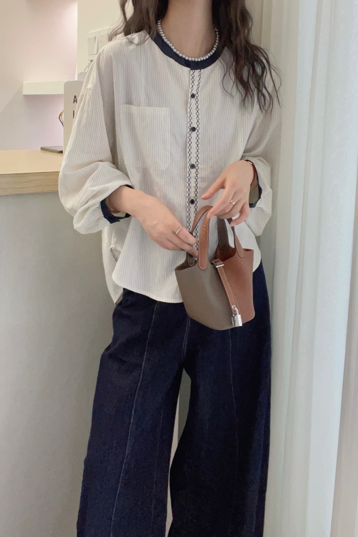 가을 의상 새로운 한 부서 슈퍼 잘 생긴 배색 라운드 넥 스트라이프 긴팔 셔츠 고급 센스 chic Chic 맨위 작은 셔츠 이미지 6