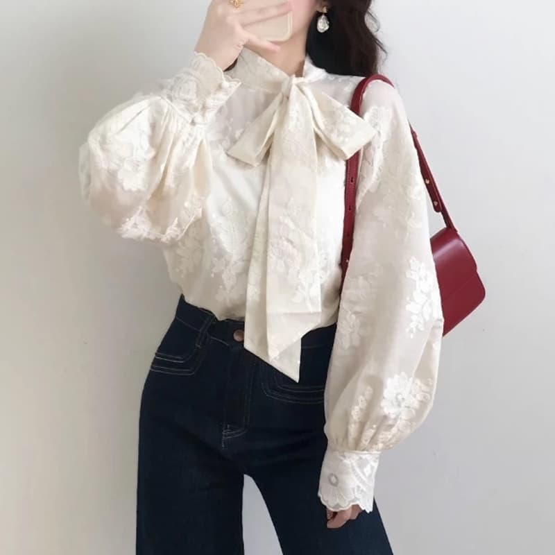 가을 의상 새로운 프랑스식 고유 한 절묘한 작은 맨위 품격 빛 럭셔리 센스 아름다운 레이스 레이스 레이스업 화이트 셔츠