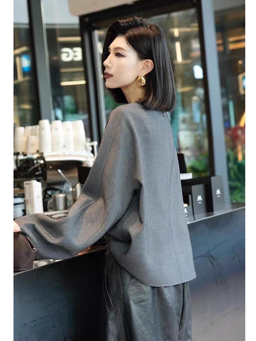 가을 겨울 의류 새로운 유럽 상품 회색 라운드 넥 긴팔 셔츠 미니멀리즘 품격 다용도 루즈핏 캐주얼 고유 한 맨위 상세 이미지 6
