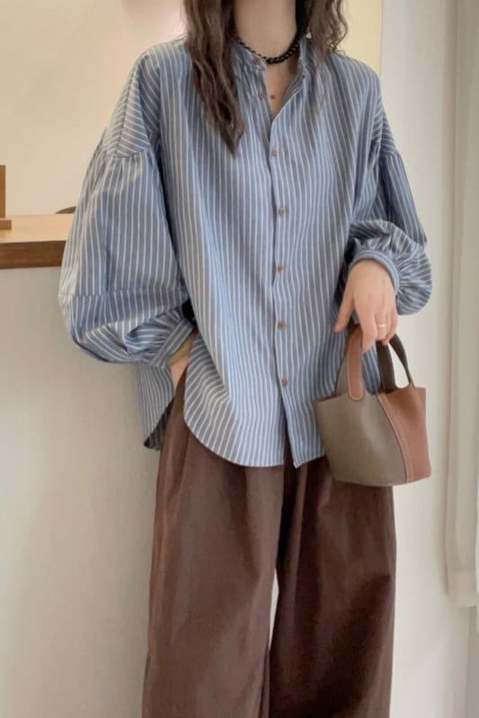 여름 드레스 스트라이프 벌룬 소매 루즈핏 셔츠 캐주얼 작은 외투 루즈핏 슬림해 보이는 일본식 품격 작은 스탠드 칼라 맨위 여성 이미지 6