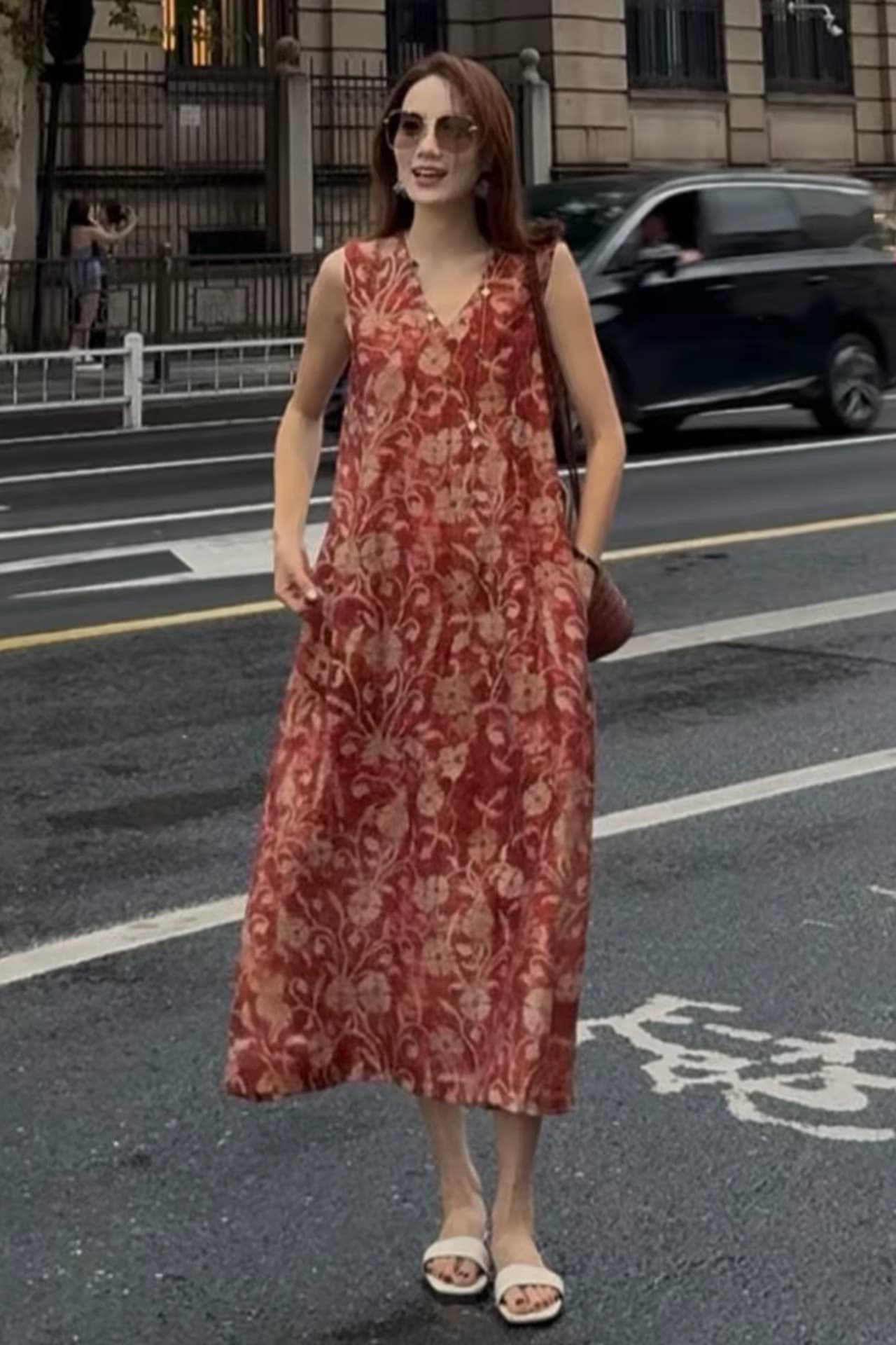 고급 센스 레트로 품격 V넥 조끼 빨간색 여성 드레스 여름 새로운 치마 허리 수축 슬림해 보이는 꽃무늬 치마 이미지 6