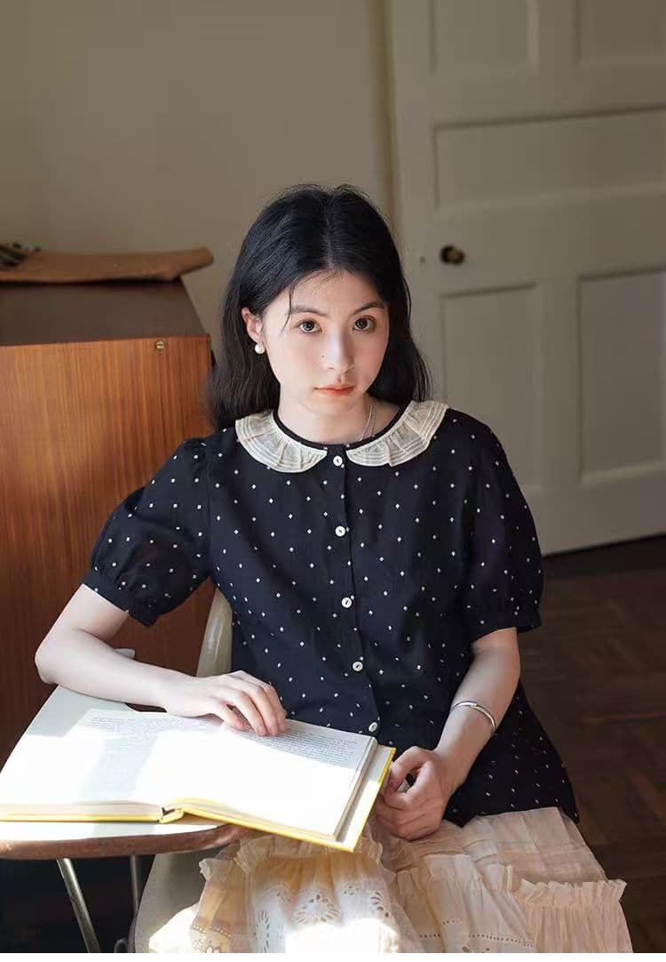 여름 드레스 새로운 레트로 문예 도트 무늬 레이스 칼라 마이크로 거품 소매 배색 반팔 여성 셔츠 상세 이미지 12