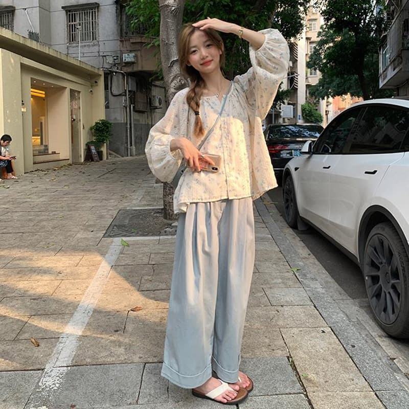 가을 의상 새로운 프랑스식 달콤함 거품 소매 꽃무늬 쉬폰 셔츠 부드러운 바람 레이스 자수 태양 보호 셔츠 이미지 4