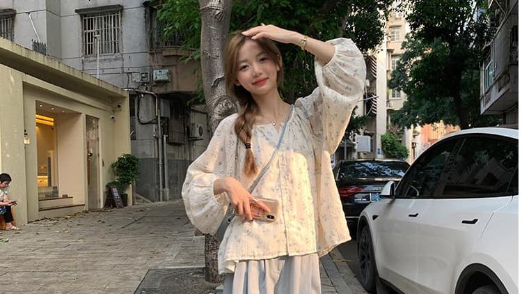 가을 의상 새로운 프랑스식 달콤함 거품 소매 꽃무늬 쉬폰 셔츠 부드러운 바람 레이스 자수 태양 보호 셔츠 상세 이미지 19