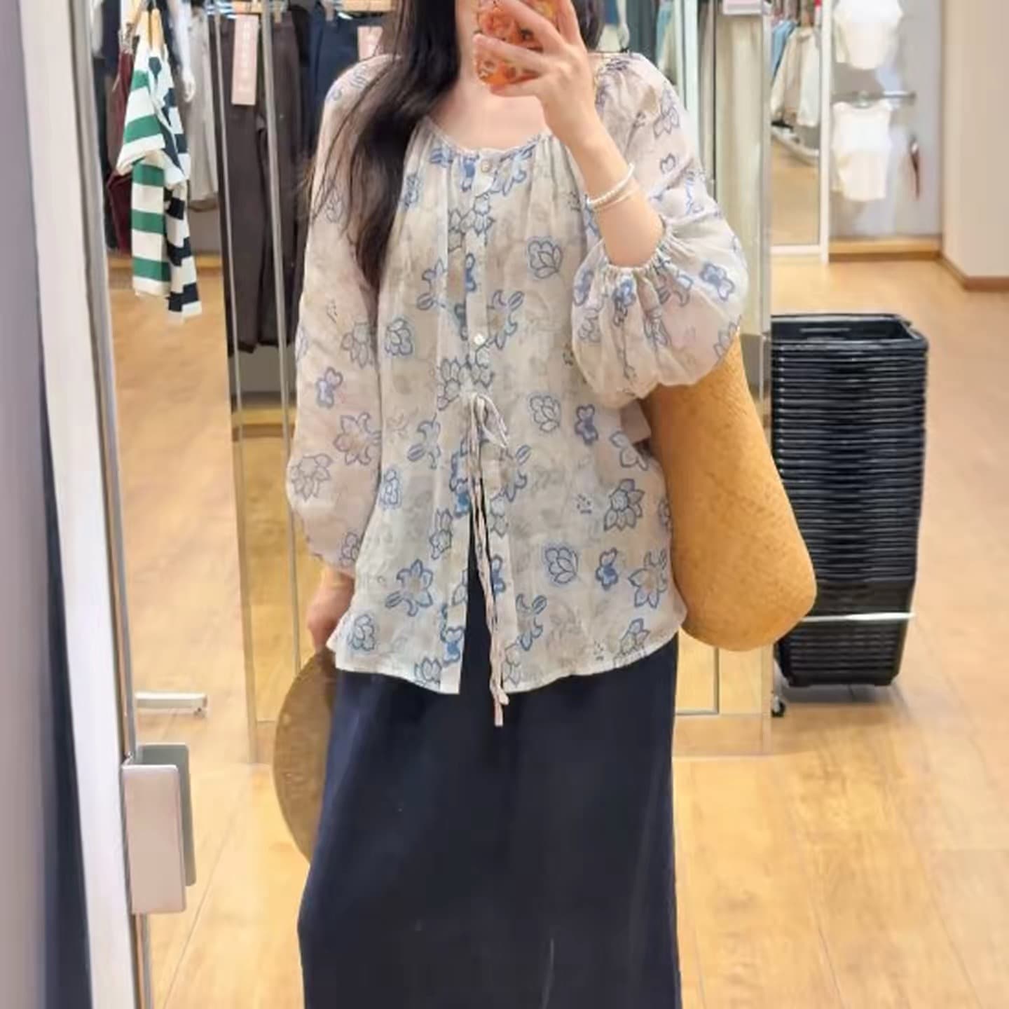 가을 의상 새로운 블루스 꽃무늬 인형 셔츠 여성 거품 소매 펌프 로프 셔츠 루즈핏 얇은 스타일 맨위 이미지 4