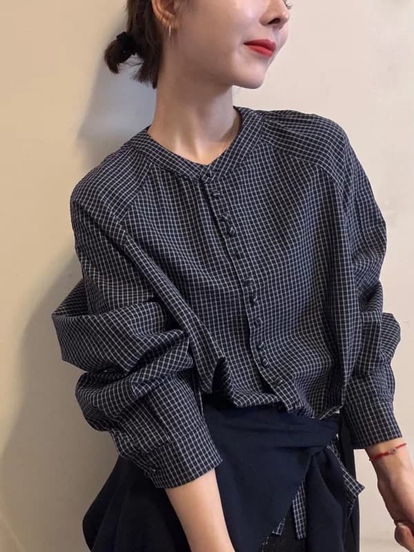 가을 의상 새로운 프랑스식 레트로 체크무늬 숄 긴팔 셔츠 여성 레저 품격 셔츠 루즈핏 맨위 상세 이미지 6