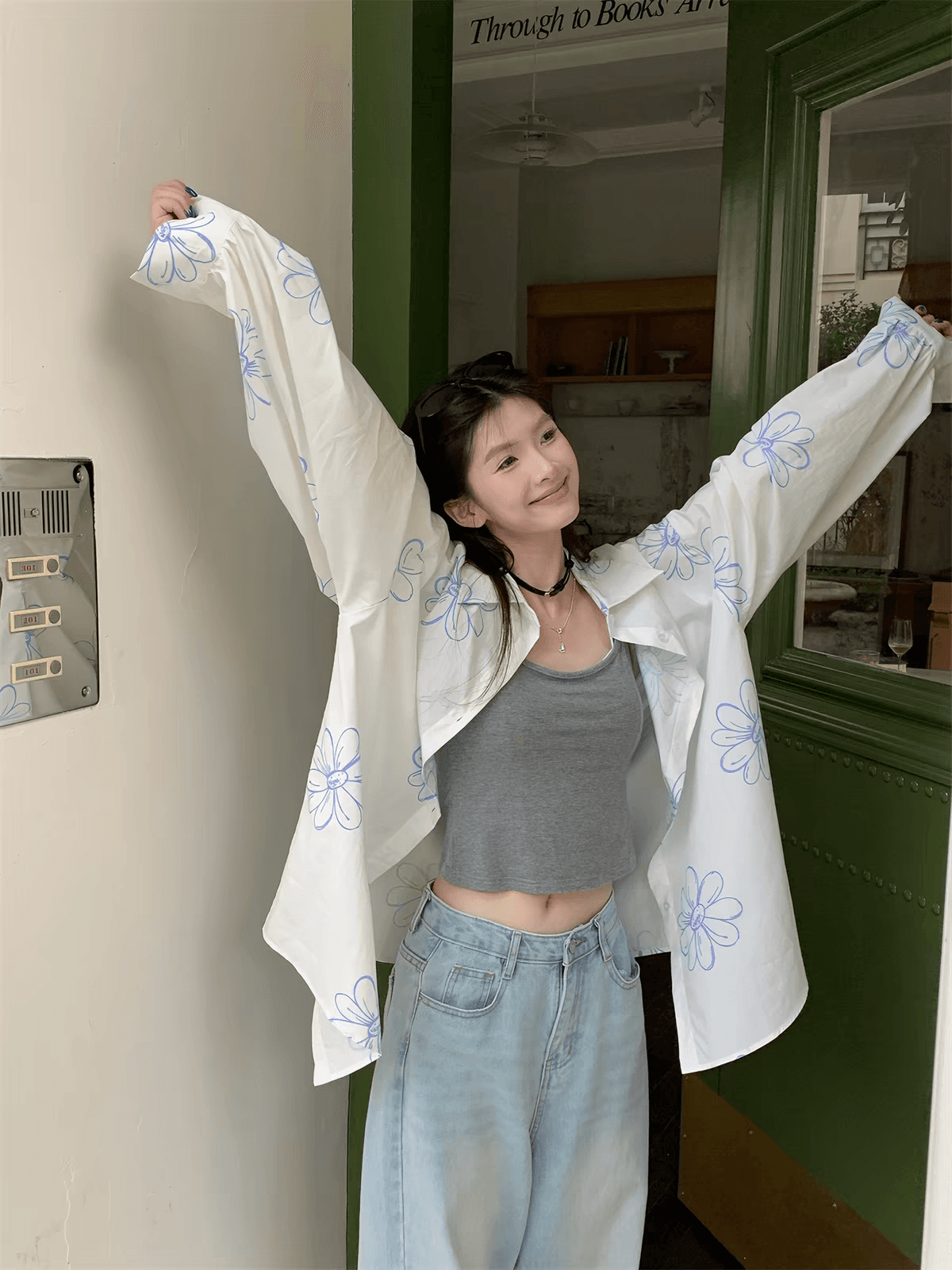 가을 의상 새로운 한국 스타일 느긋한 디자인 센스 프린트 긴팔 화이트 미니멀리즘 셔츠 루즈핏 다용도 자외선 차단 맨위 상세 이미지 12