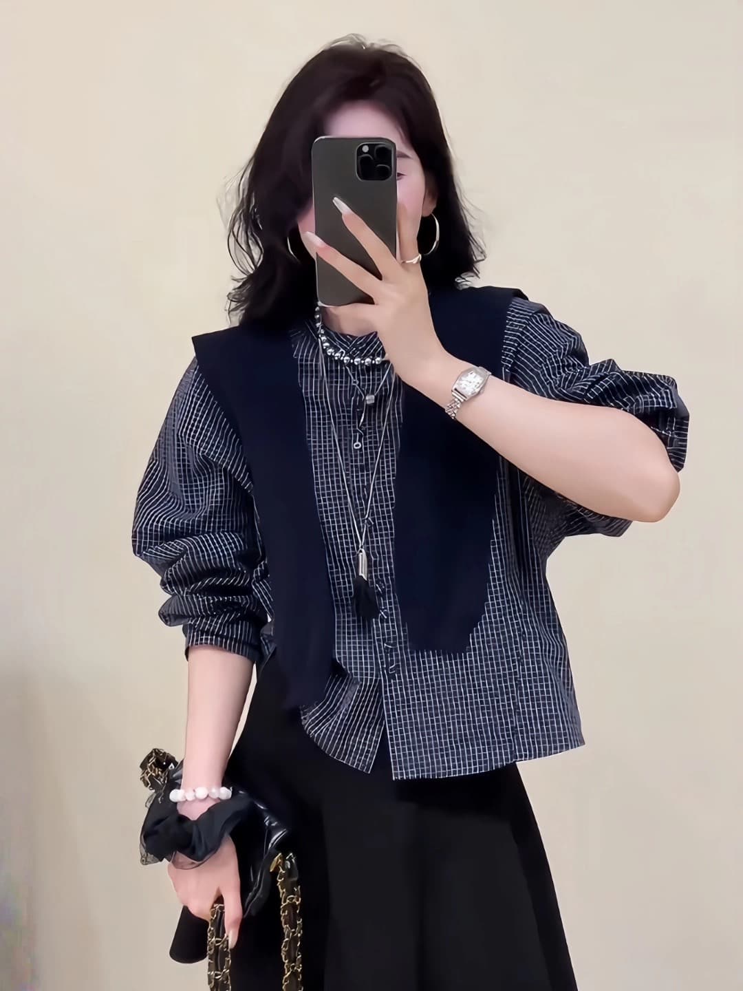 가을 의상 새로운 프랑스식 레트로 체크무늬 숄 긴팔 셔츠 여성 레저 품격 셔츠 루즈핏 맨위 상세 이미지 5