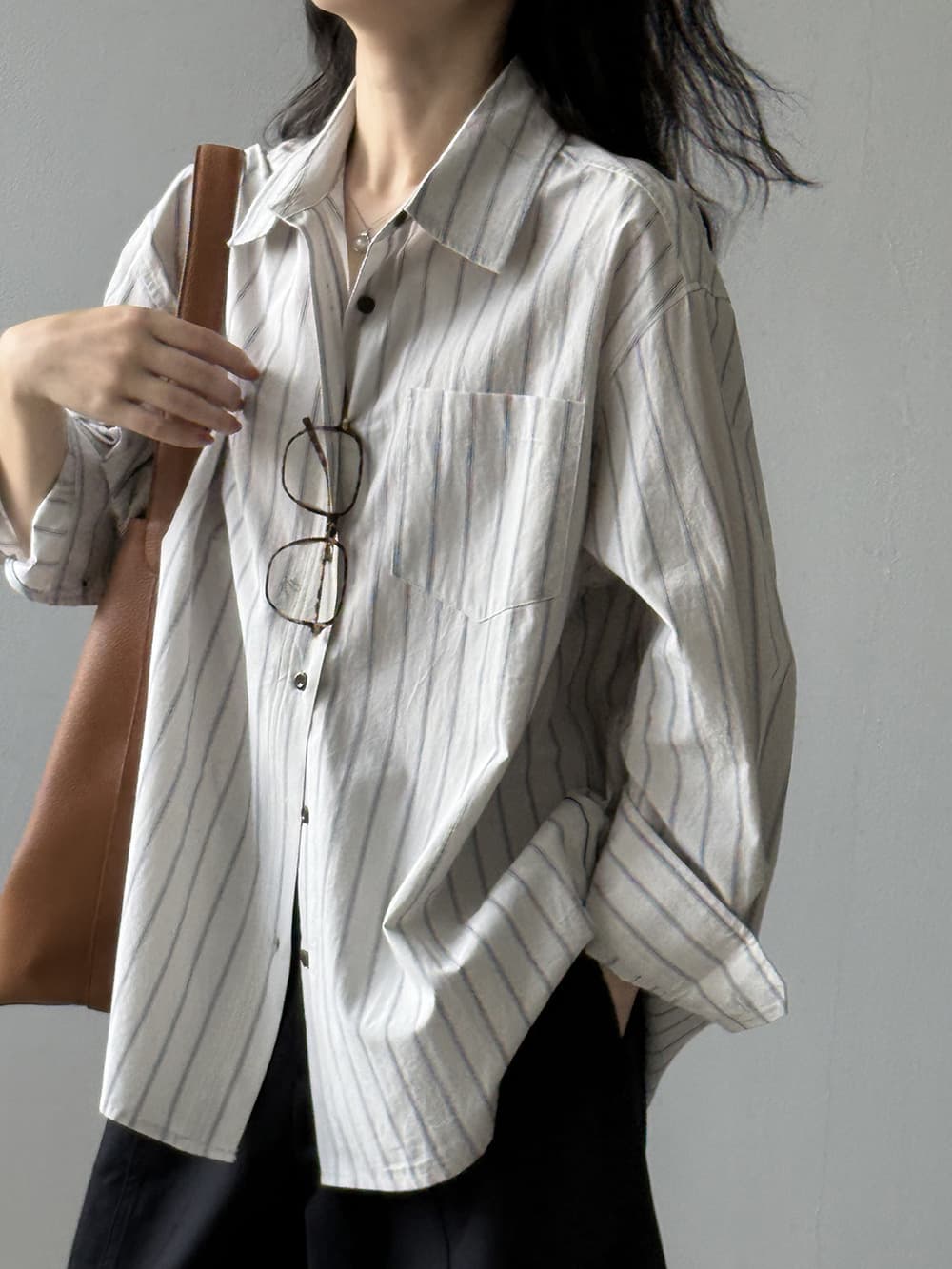 가을 의상 새로운 스트라이프 긴팔 셔츠 여성 레저 BF 바람 루즈핏 슬림해 보이는 도루 센스 고급 센스 맨위 상세 이미지 5