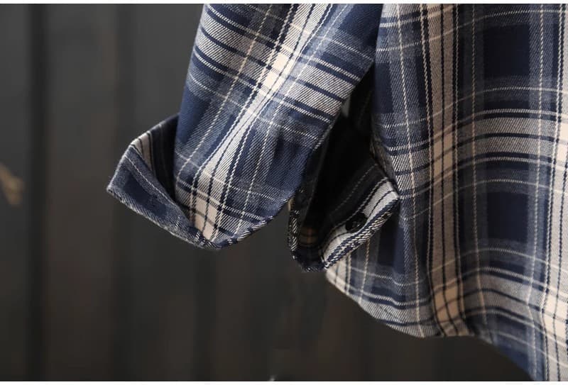 가을 의상 새로운 캐주얼 격자 무늬 셔츠 루즈핏 체크무늬 긴팔 셔츠 POLO 칼라 얇은 코트 맨위 여성 상세 이미지 13